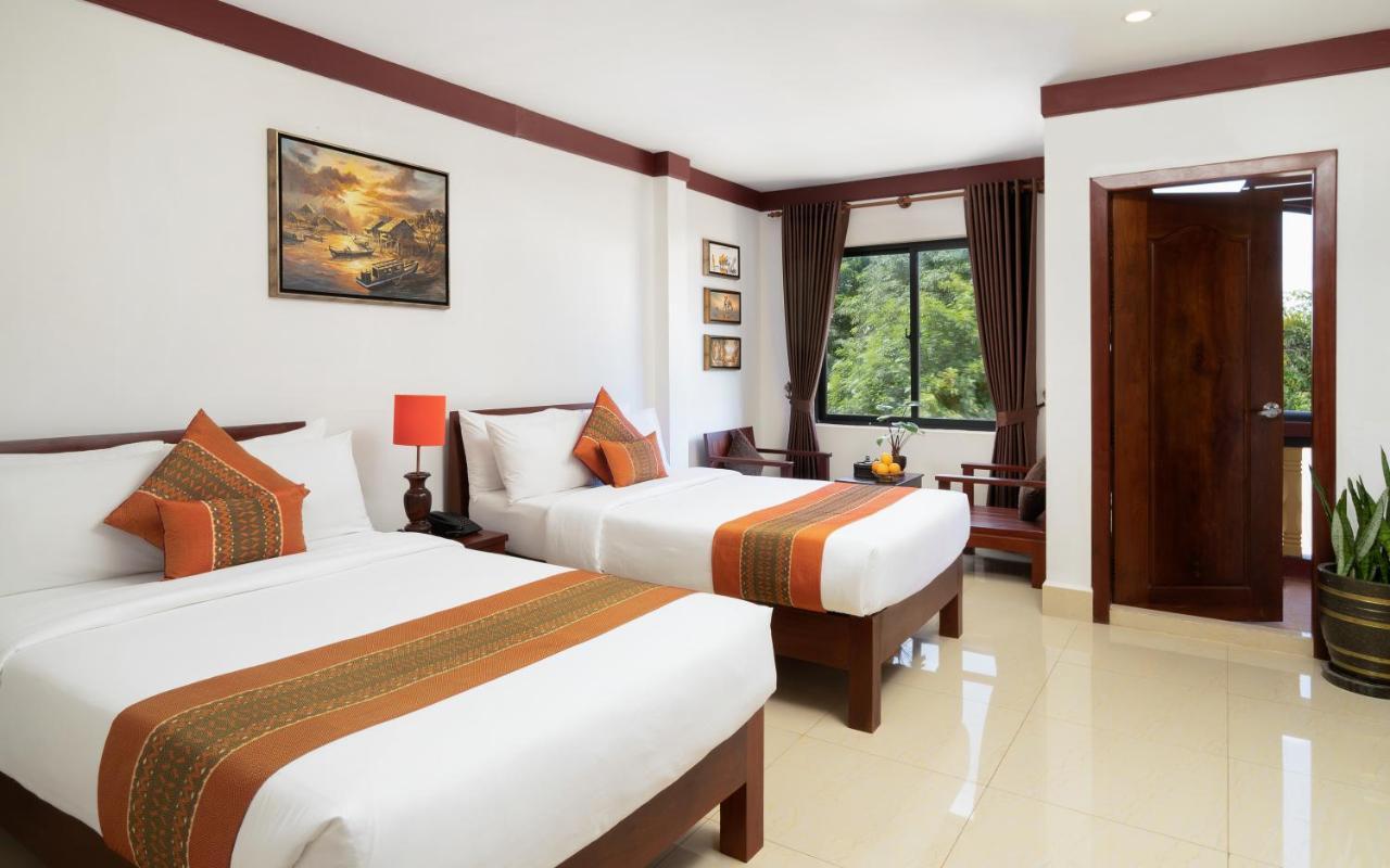 Khemara Sovannphum Hotel Siem Reap Exterior photo